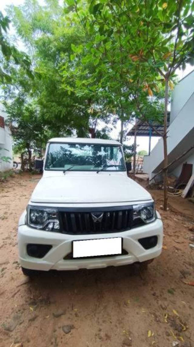 https://images10.gaadi.com/usedcar_image/4250233/original/processed_39dab142-f3c5-4e8d-a426-4a4afd0ada09.jpeg?imwidth=6400