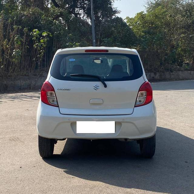 https://images10.gaadi.com/usedcar_image/4250235/original/processed_187a984e2433452b1bbf0410f7f98448.jpg?imwidth=6402