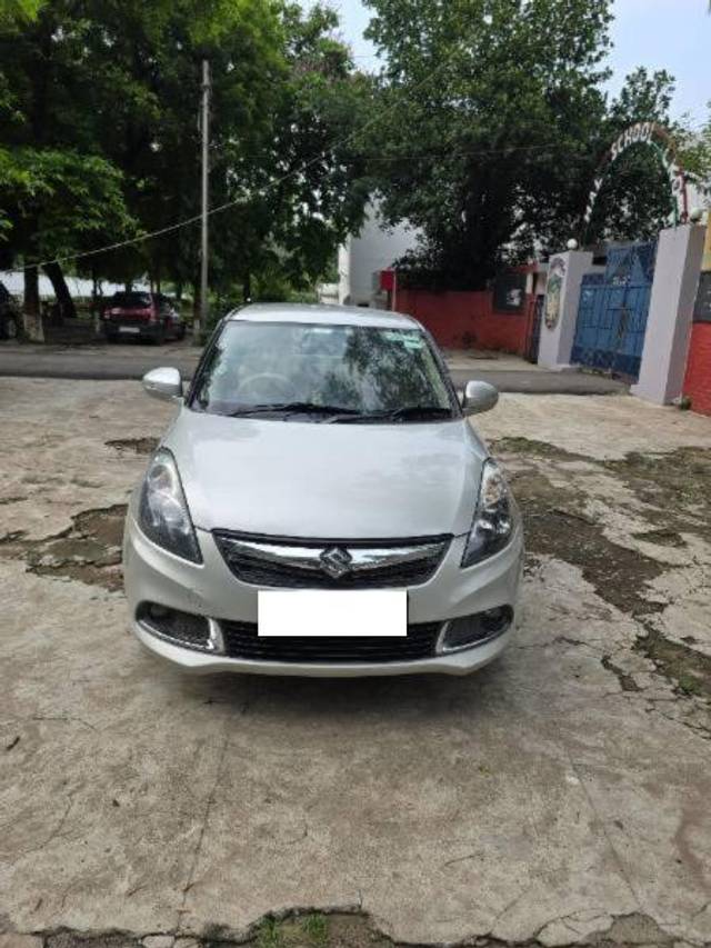 https://images10.gaadi.com/usedcar_image/4250405/original/processed_72adb04c-8566-4b1c-a1bd-814150702850.jpg?imwidth=6402