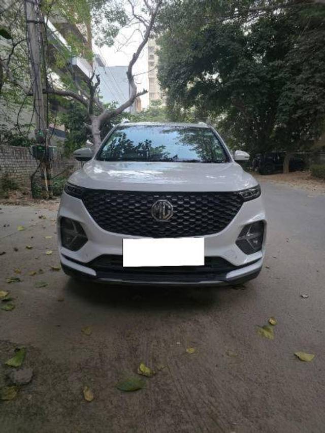 https://images10.gaadi.com/usedcar_image/4250407/original/ae5fcc789de62f26ab593469405d8e2f.jpg?imwidth=6400