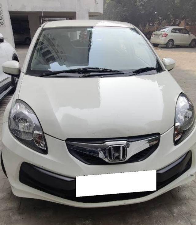 https://images10.gaadi.com/usedcar_image/4250410/original/b8b9499ac66d1b13b9e73d19b4e27302.jpg?imwidth=6400