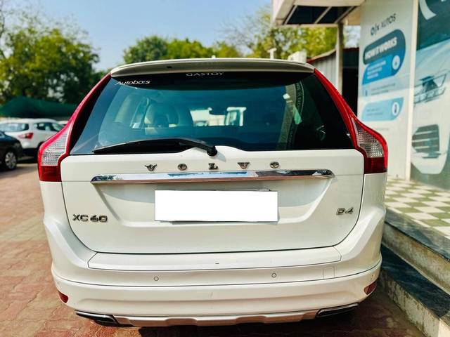 https://images10.gaadi.com/usedcar_image/4250445/original/processed_57795252f513fbde38701df818b54186.jpg?imwidth=6402