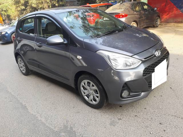 https://images10.gaadi.com/usedcar_image/4250459/original/processed_1b034ab10924977ec1537dff26d4e5cf.jpg?imwidth=6400