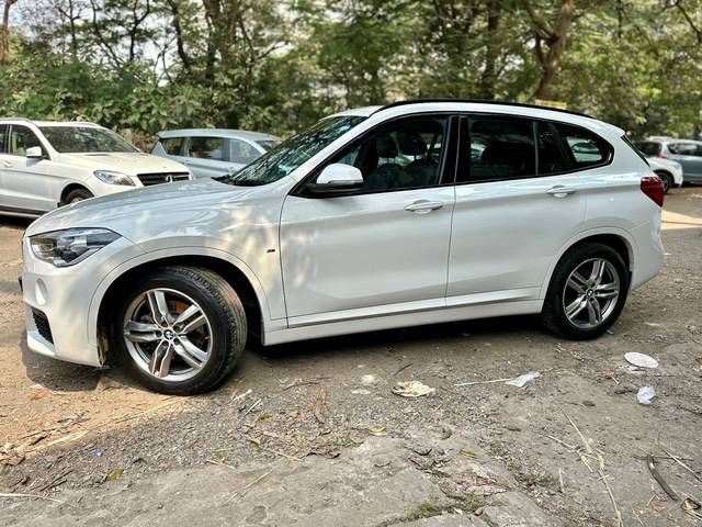 https://images10.gaadi.com/usedcar_image/4250520/original/b0ca3850bd7358c3dd2e248583327989.jpg?imwidth=6401