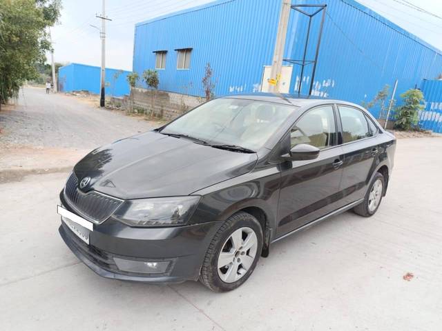 https://images10.gaadi.com/usedcar_image/4250586/original/processed_d84608a54905145512864554b067e295.jpg?imwidth=6400