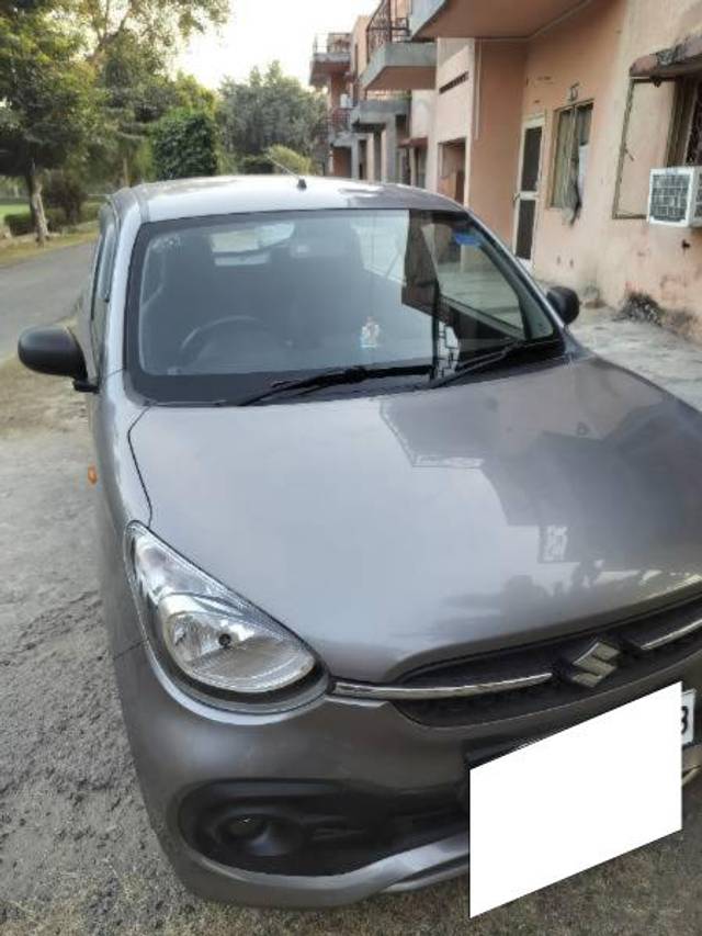 https://images10.gaadi.com/usedcar_image/4250595/original/processed_01af429a-ba0d-4844-b4b7-1a2b3bcaa748.jpg?imwidth=6401