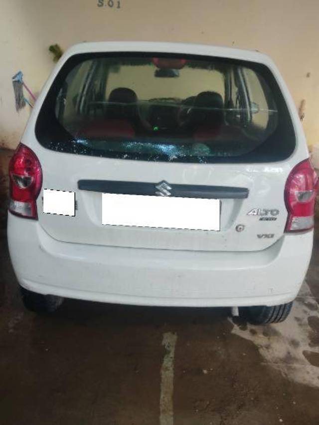 https://images10.gaadi.com/usedcar_image/4250695/original/726cdd6160f694e0249d146892ccb0f0.jpg?imwidth=6401