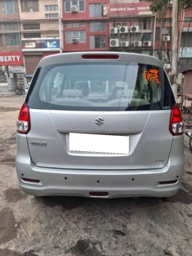 https://images10.gaadi.com/usedcar_image/4250728/original/processed_964a508b-3ef4-4ea4-86f8-63aec4dbb8d7.jpg?imwidth=6401