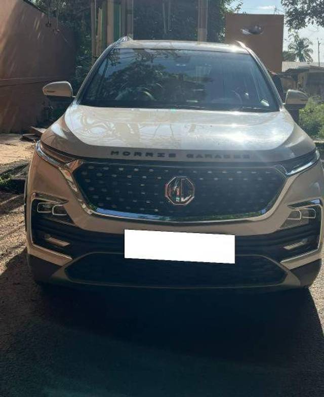 https://images10.gaadi.com/usedcar_image/4250813/original/897547b14bb0122bd88fea9b7bec8f04.jpeg?imwidth=6400