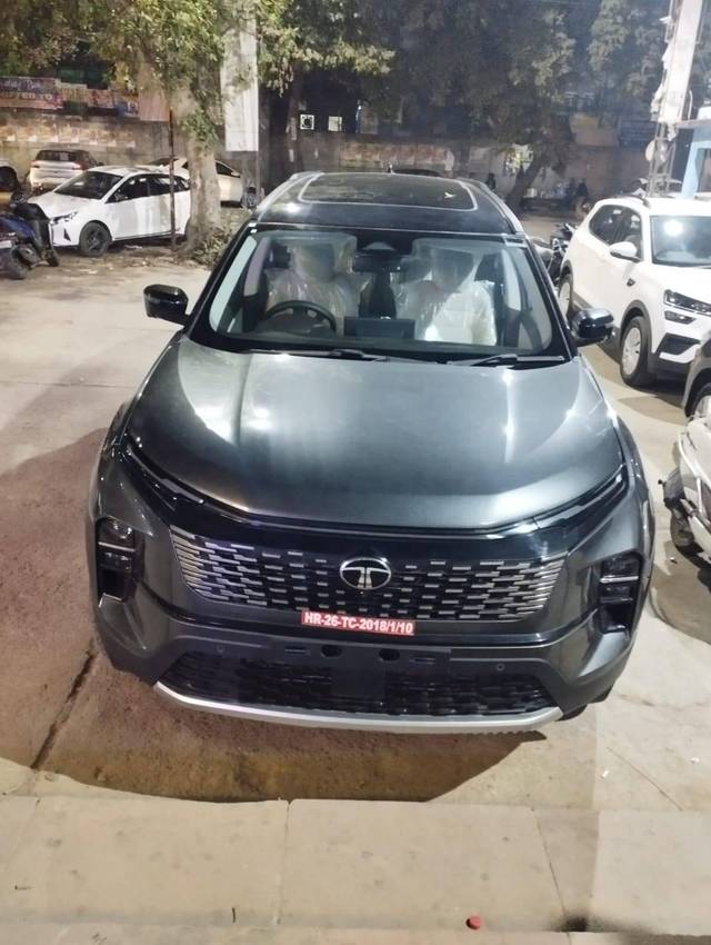 https://images10.gaadi.com/usedcar_image/4250872/original/processed_32d2cf1b685b086b145b0eb62b9a996e.jpeg?imwidth=6400