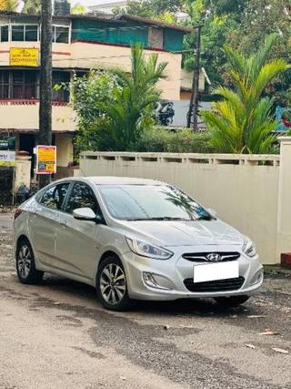 Hyundai Verna 2011-2015 Hyundai Verna 1.6 SX CRDi (O)