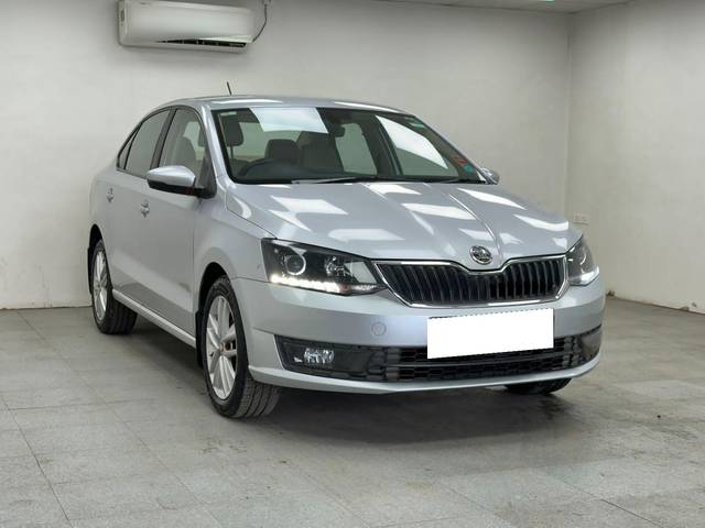 https://images10.gaadi.com/usedcar_image/4250927/original/processed_eff7db307318bfddcf719aaf71c9b678.jpg?imwidth=6400