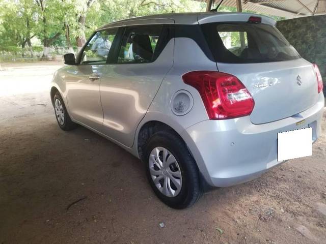 https://images10.gaadi.com/usedcar_image/4251031/original/processed_aeeb536a-a7ab-40a4-9267-bacec1154292.jpg?imwidth=6402