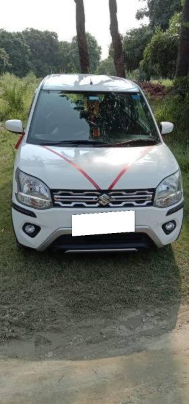 https://images10.gaadi.com/usedcar_image/4251055/original/processed_70ef7f22-0dc8-4d48-a71b-c9836ba91fb0.jpg?imwidth=6400