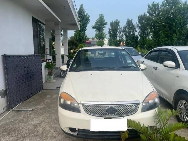 https://images10.gaadi.com/usedcar_image/4251109/original/processed_22a0f7cb-6bfe-4a51-9f71-af4841de9e10.jpg?imwidth=6400