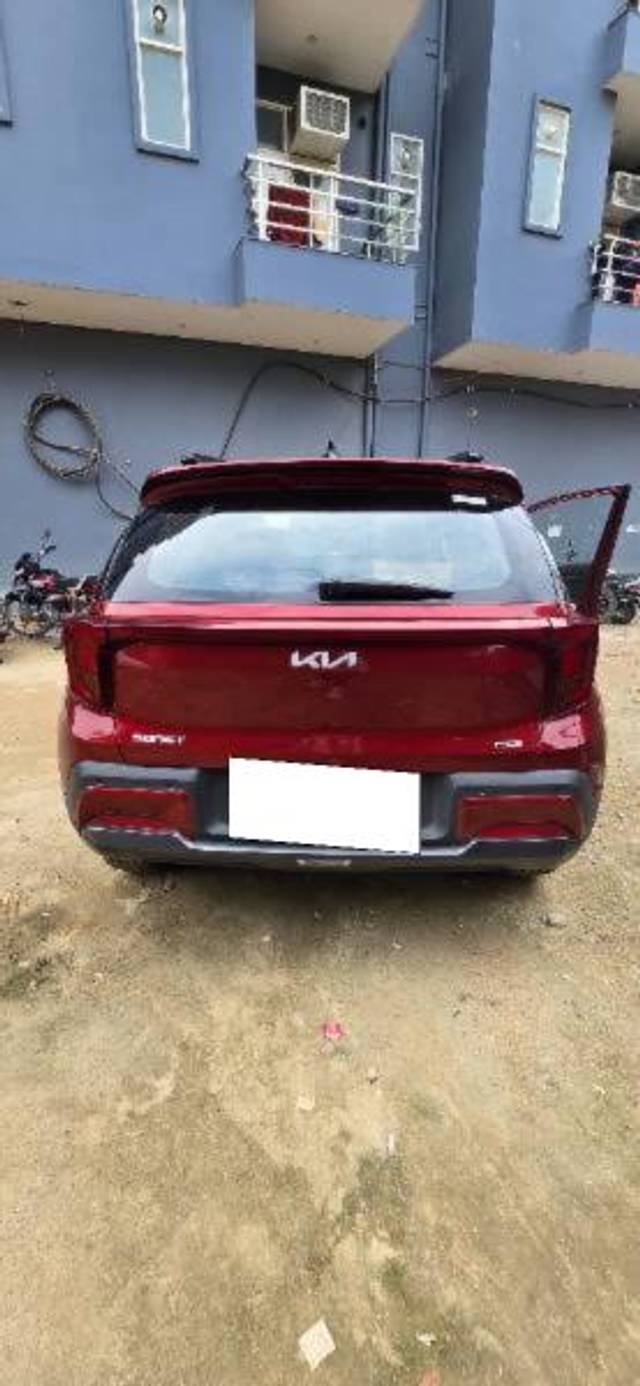 https://images10.gaadi.com/usedcar_image/4251136/original/processed_1ead2190-16dd-4ca8-9c9a-a166bb21e375.jpg?imwidth=6401