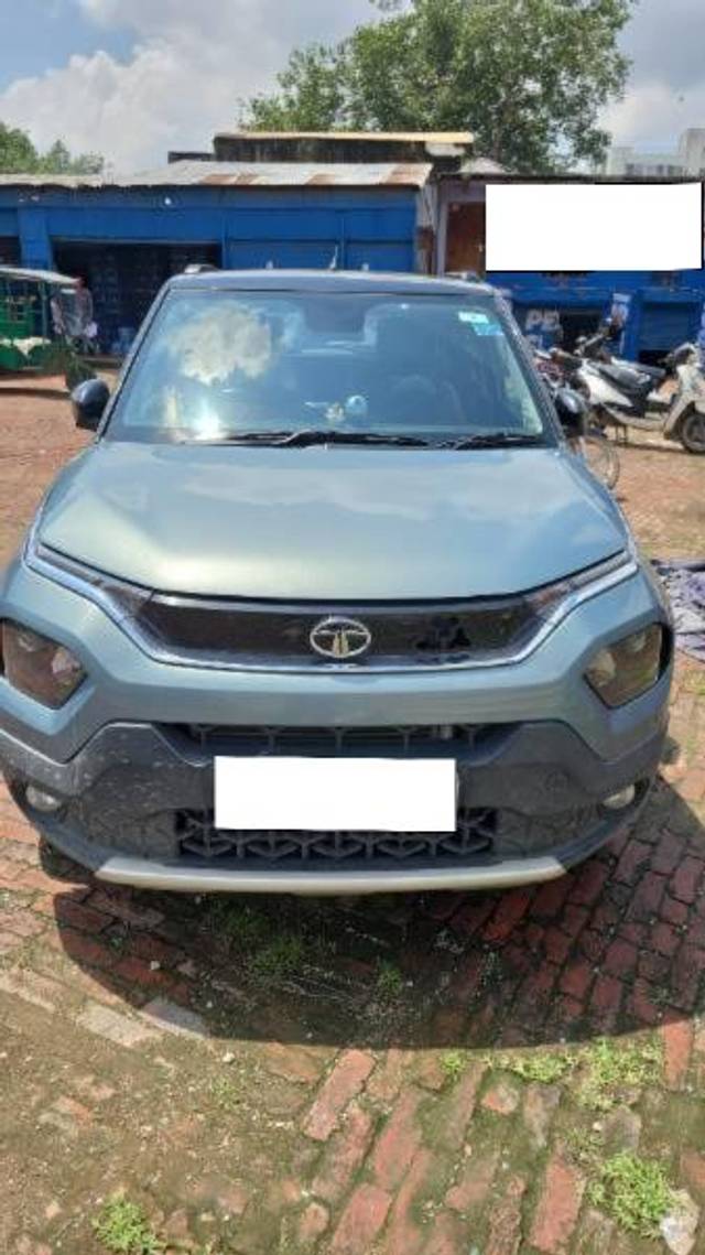 https://images10.gaadi.com/usedcar_image/4251223/original/processed_280160e3-7e78-4ff7-bccc-39348e3d9a1f.jpg?imwidth=6400