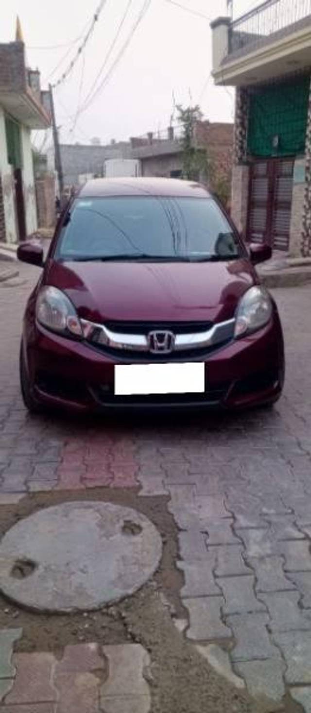 https://images10.gaadi.com/usedcar_image/4251316/original/processed_4fd6d236-b0f6-4a12-a615-b496c7b4c2c5.jpg?imwidth=6401