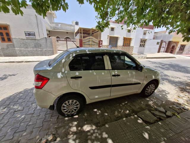 https://images10.gaadi.com/usedcar_image/4251424/original/processed_820710c4-77d6-45e4-8c10-927104ba35ef.jpg?imwidth=6402