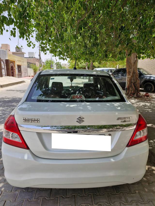 https://images10.gaadi.com/usedcar_image/4251424/original/processed_caa631f4-4959-4238-841f-39d27346af21.jpg?imwidth=6400