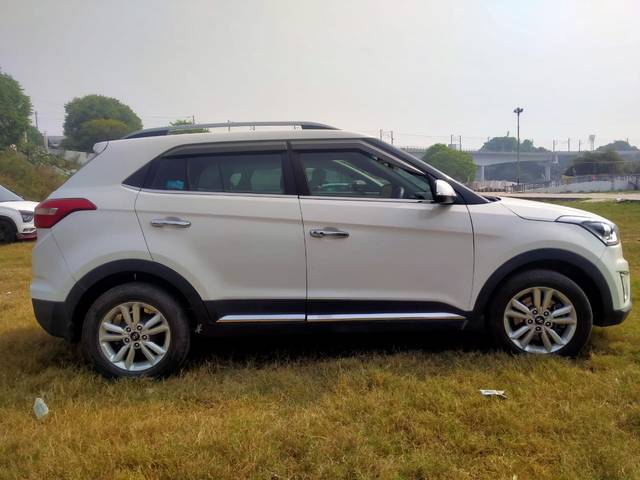 https://images10.gaadi.com/usedcar_image/4251520/original/971f6743bac00a3bd9f3090f60bc9535.jpg?imwidth=6401