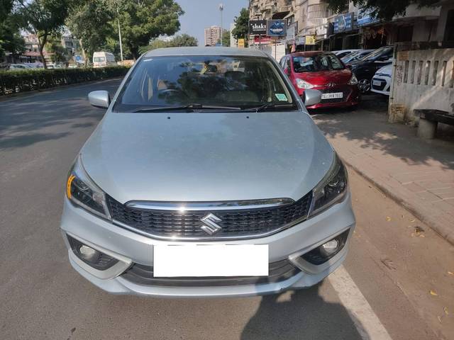 https://images10.gaadi.com/usedcar_image/4251560/original/processed_0ca5755438fe362f82d35fbaa3583085.jpg?imwidth=6402