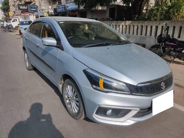 https://images10.gaadi.com/usedcar_image/4251560/original/processed_69c19d2f5b9aee3b2532e47b9fcf6b54.jpg?imwidth=6400