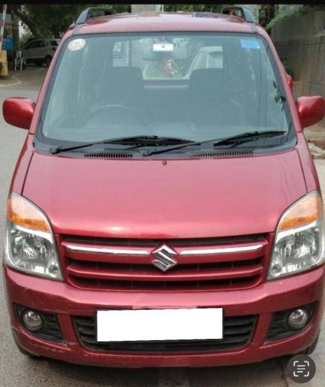 https://images10.gaadi.com/usedcar_image/4251592/original/04dad65ec4505a38d443e7477d48753e.jpg?imwidth=6400