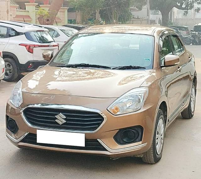 https://images10.gaadi.com/usedcar_image/4251597/original/processed_582fad7f6b1f2d221980d92944ec4a37.jpg?imwidth=6402