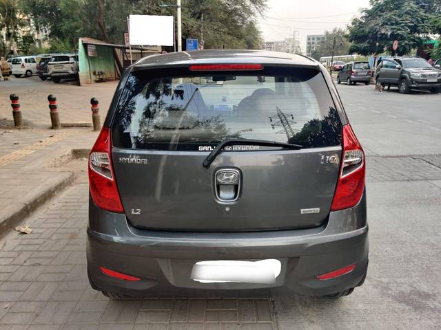 https://images10.gaadi.com/usedcar_image/4251600/original/processed_17aa7e24ec3d0f82f0e38f63e6d65797.jpg?imwidth=6401