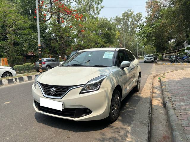 https://images10.gaadi.com/usedcar_image/4251668/original/processed_839be872c93bfff73716466676aafd12.jpg?imwidth=6400