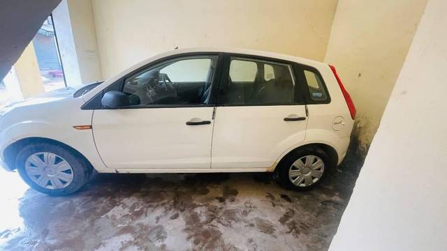 https://images10.gaadi.com/usedcar_image/4251691/original/processed_24d3bf5d-79d7-4d57-ab4b-3d237d0705de.jpeg?imwidth=6402