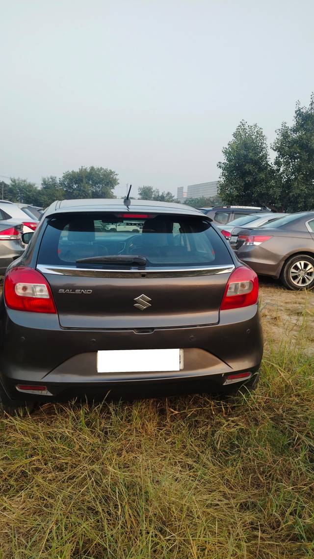 https://images10.gaadi.com/usedcar_image/4251727/original/processed_e6ef895b57d53807569a6029fb1ee2fd.jpg?imwidth=6401