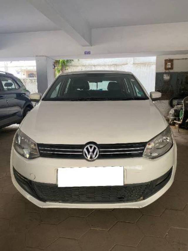 https://images10.gaadi.com/usedcar_image/4251772/original/6062dd3270dd48a56c5dc98e888a51f2.jpg?imwidth=6400