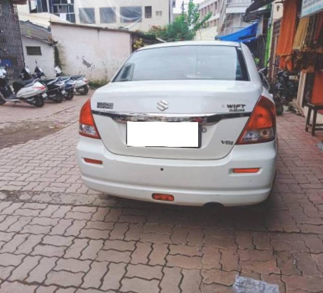 https://images10.gaadi.com/usedcar_image/4251822/original/processed_bbb3edc9-722a-4852-ba16-2fb03ee8d918.jpeg?imwidth=6402