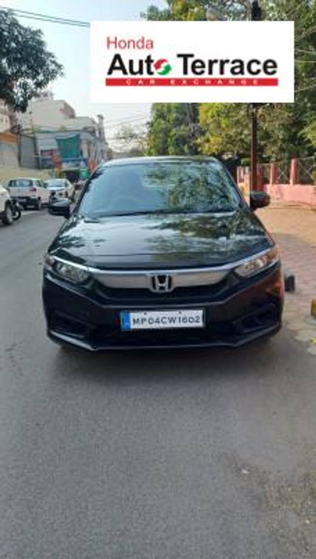 https://images10.gaadi.com/usedcar_image/4251864/original/81a0938c33740c91e005992654eadbcc.jpeg?imwidth=6400