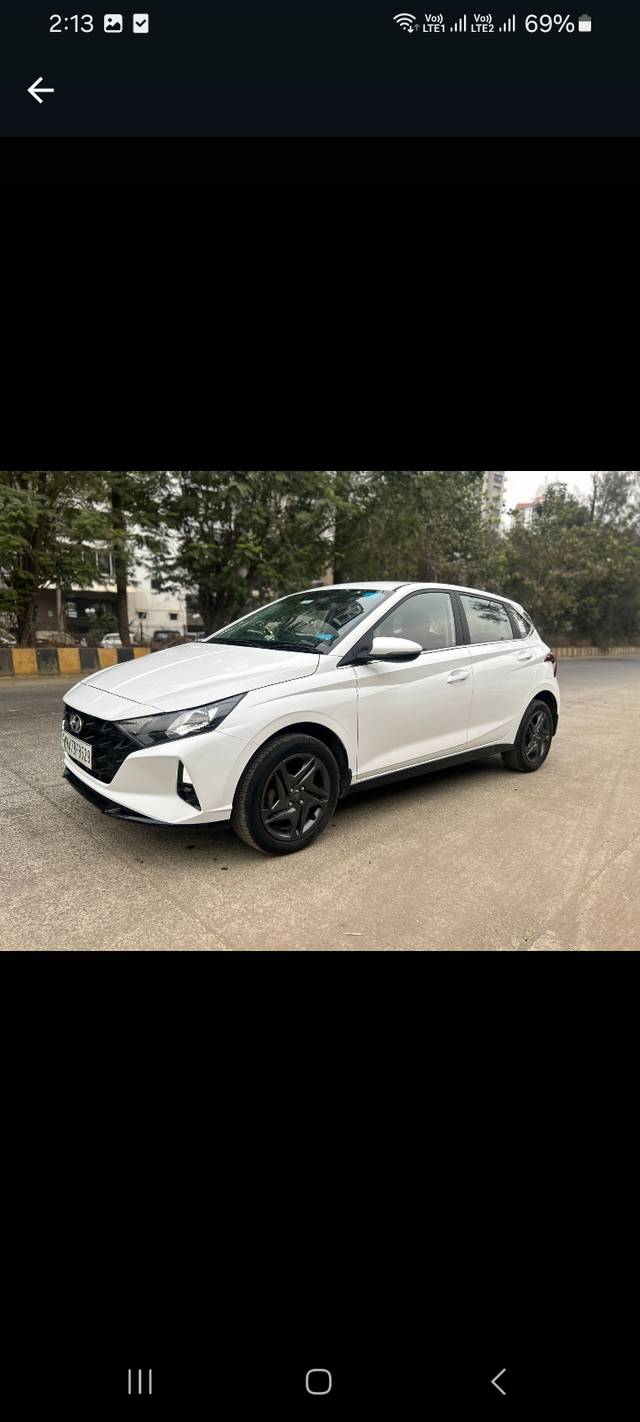 https://images10.gaadi.com/usedcar_image/4251866/original/300b4a10cd689e1b13cde95aee8a8c8e.jpg?imwidth=6402