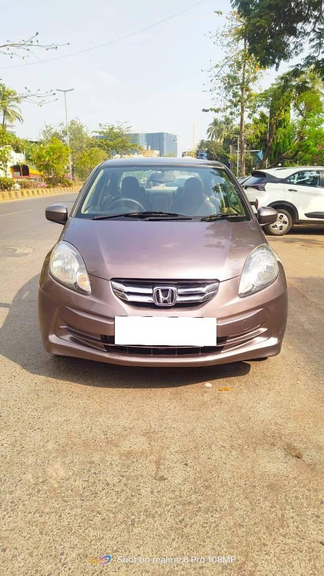 https://images10.gaadi.com/usedcar_image/4251870/original/processed_c83dcc19c6ef6762815a751e2eea8497.jpg?imwidth=6400