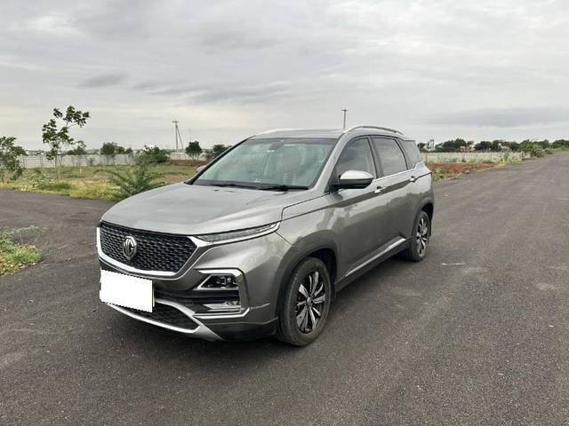 https://images10.gaadi.com/usedcar_image/4251914/original/processed_1313fe6c-1447-4287-a9f7-ebf487d13c52.jpg?imwidth=6401