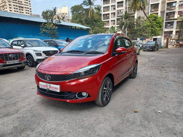 https://images10.gaadi.com/usedcar_image/4251947/original/processed_514f3e4e816ce1ce7f5b12d5f150d4a0.jpeg?imwidth=6400