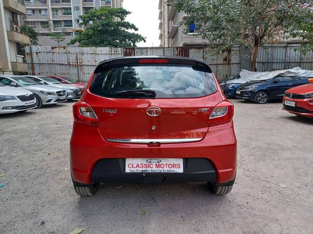 https://images10.gaadi.com/usedcar_image/4251947/original/processed_e03f4246551743a366e57a73edfb9b15.jpeg?imwidth=6401