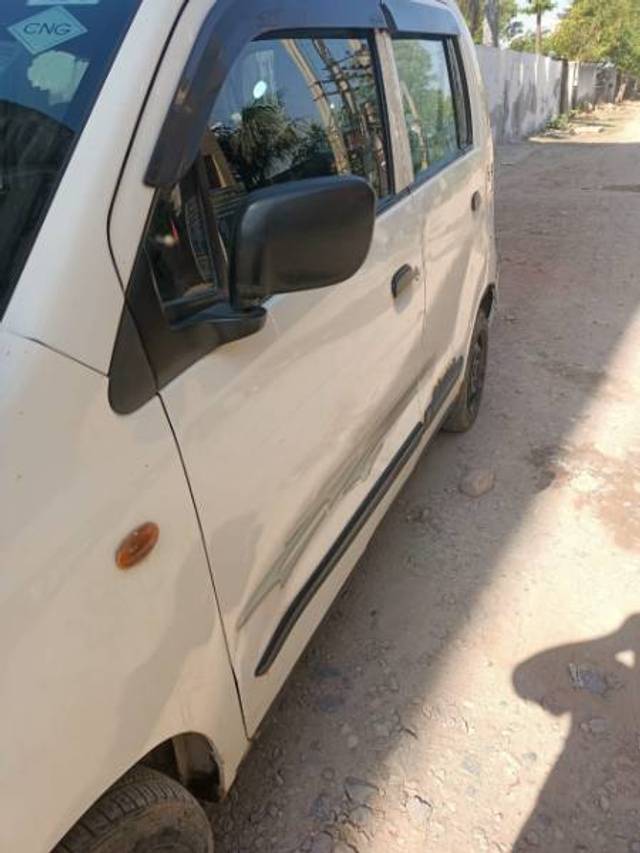 https://images10.gaadi.com/usedcar_image/4252105/original/dd34d250a67b9c3a67f4e1fd56ba4093.jpg?imwidth=6402