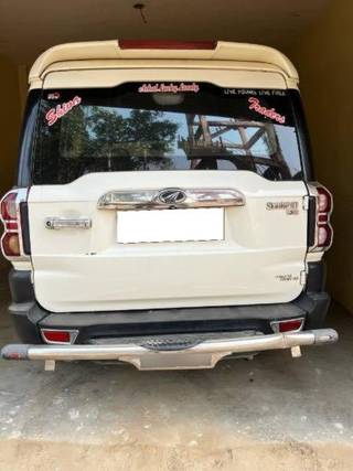 Mahindra Scorpio 2014-2022 Mahindra Scorpio S3 7 Seater