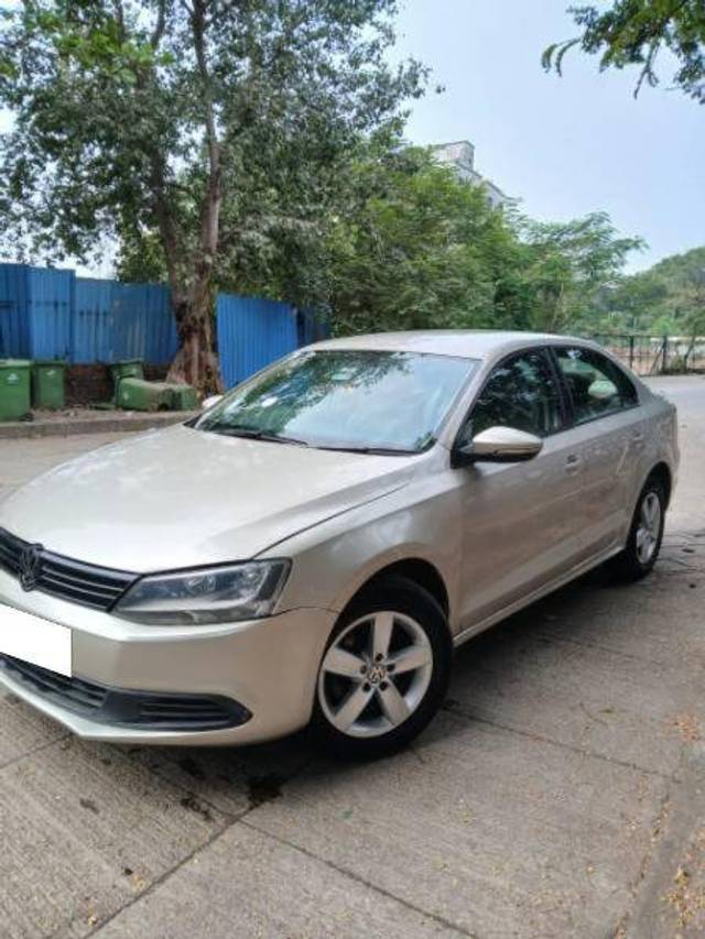 https://images10.gaadi.com/usedcar_image/4252162/original/ea98412c59a8b5da3c84afe7529f96df.jpg?imwidth=6400