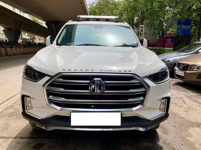 https://images10.gaadi.com/usedcar_image/4252269/original/processed_6400f4313802395f2c3d8b9ff305b23a.jpg?imwidth=6402