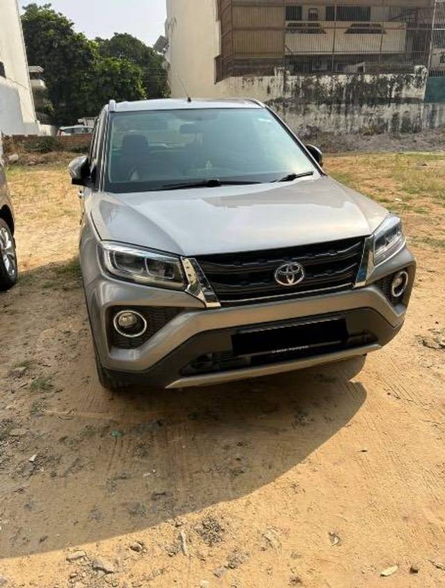 https://images10.gaadi.com/usedcar_image/4252289/original/8417dc03b6017f8430c74c65c0a509fb.jpeg?imwidth=6400