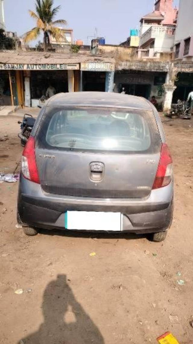 https://images10.gaadi.com/usedcar_image/4252304/original/processed_d665f086-0e9d-4875-ba9e-3d36e5d59074.jpeg?imwidth=6401