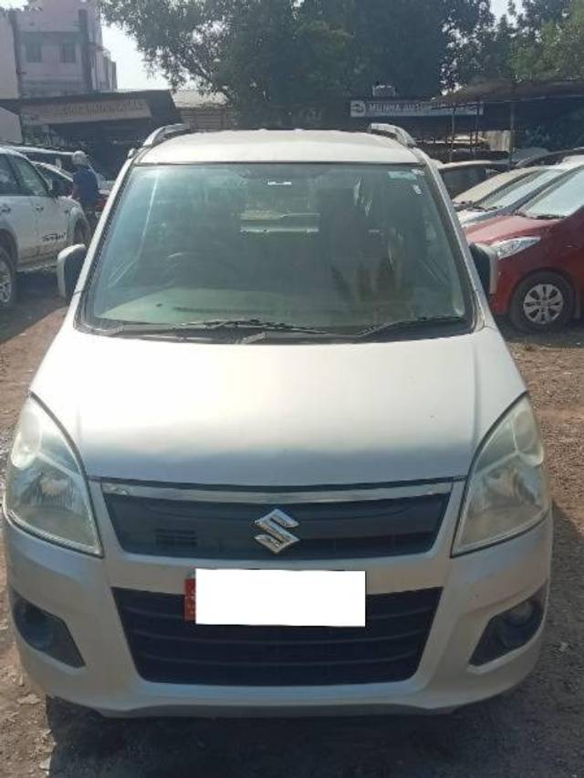 https://images10.gaadi.com/usedcar_image/4252333/original/processed_83371fb5-f5b7-4d4a-8cbe-11f3e35e72cd.jpg?imwidth=6400