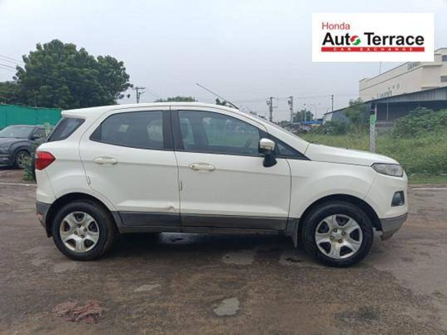 Second-hand 2016 Ford Ecosport 1.5 TDCi Trend BSIV for sale in Tiruchirappalli-2