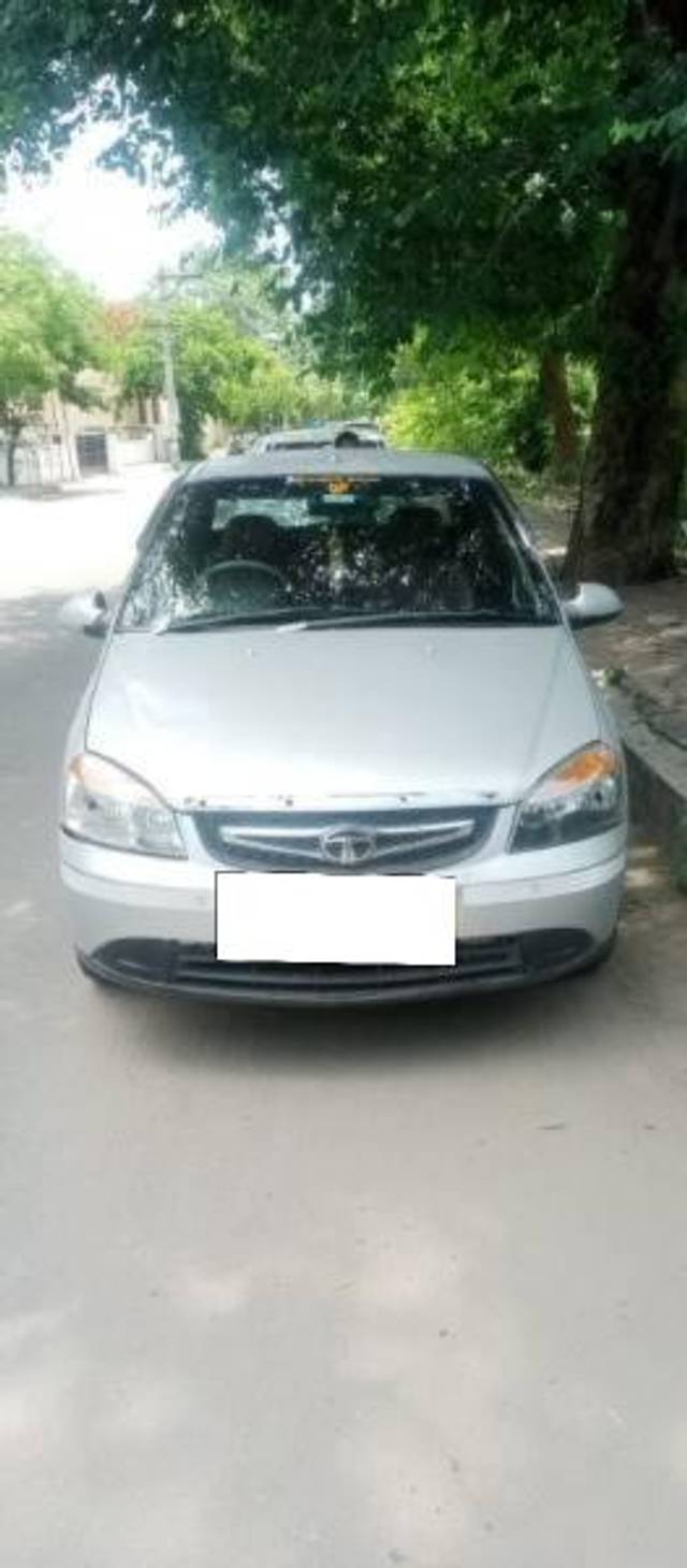 https://images10.gaadi.com/usedcar_image/4252500/original/processed_06ab2ee0-ef97-437c-8e88-d11fbb08bdc3.jpg?imwidth=6400